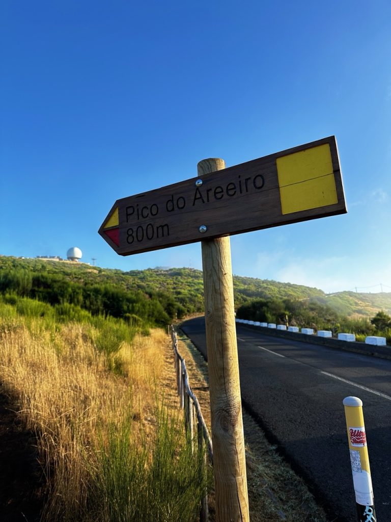 Pico to areiro Hike