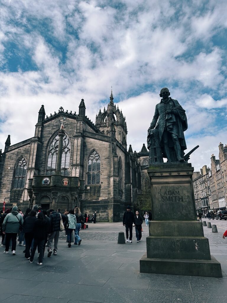 Royal mile Edinburgh scotland