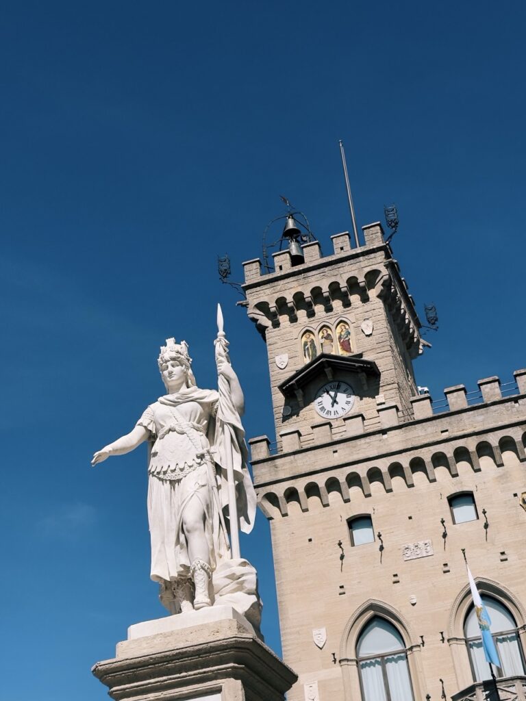 San Marino statue